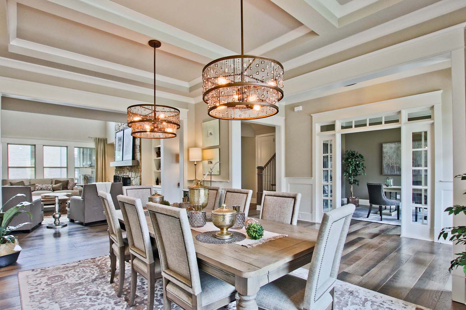 floor plans without formal dining rooms