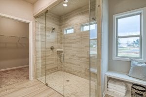 19-Brookfield-Chafin-Communities-Owners-Bath-with-Enlarged-Shower