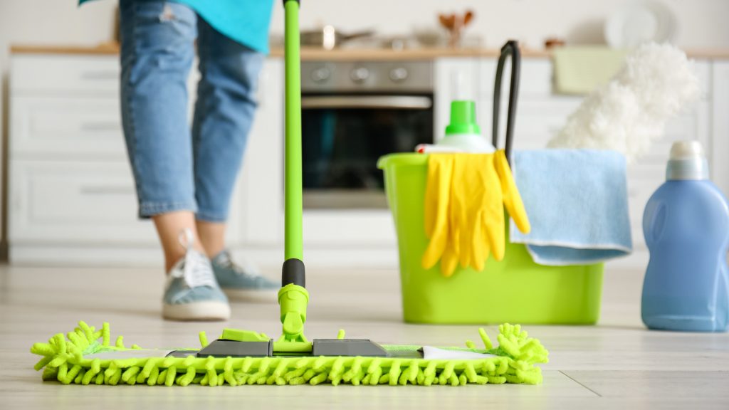 To Clean Vinyl Plank Flooring