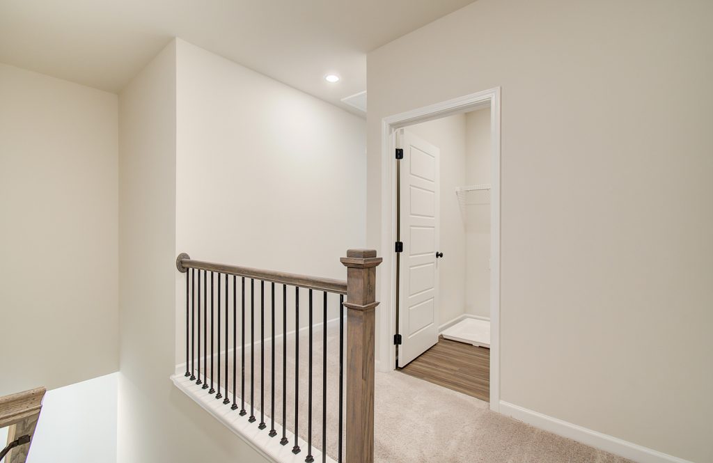 second floor landing medlock