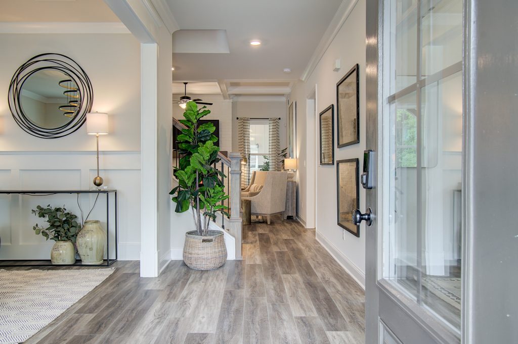 entry way and foyer of brookmont plan