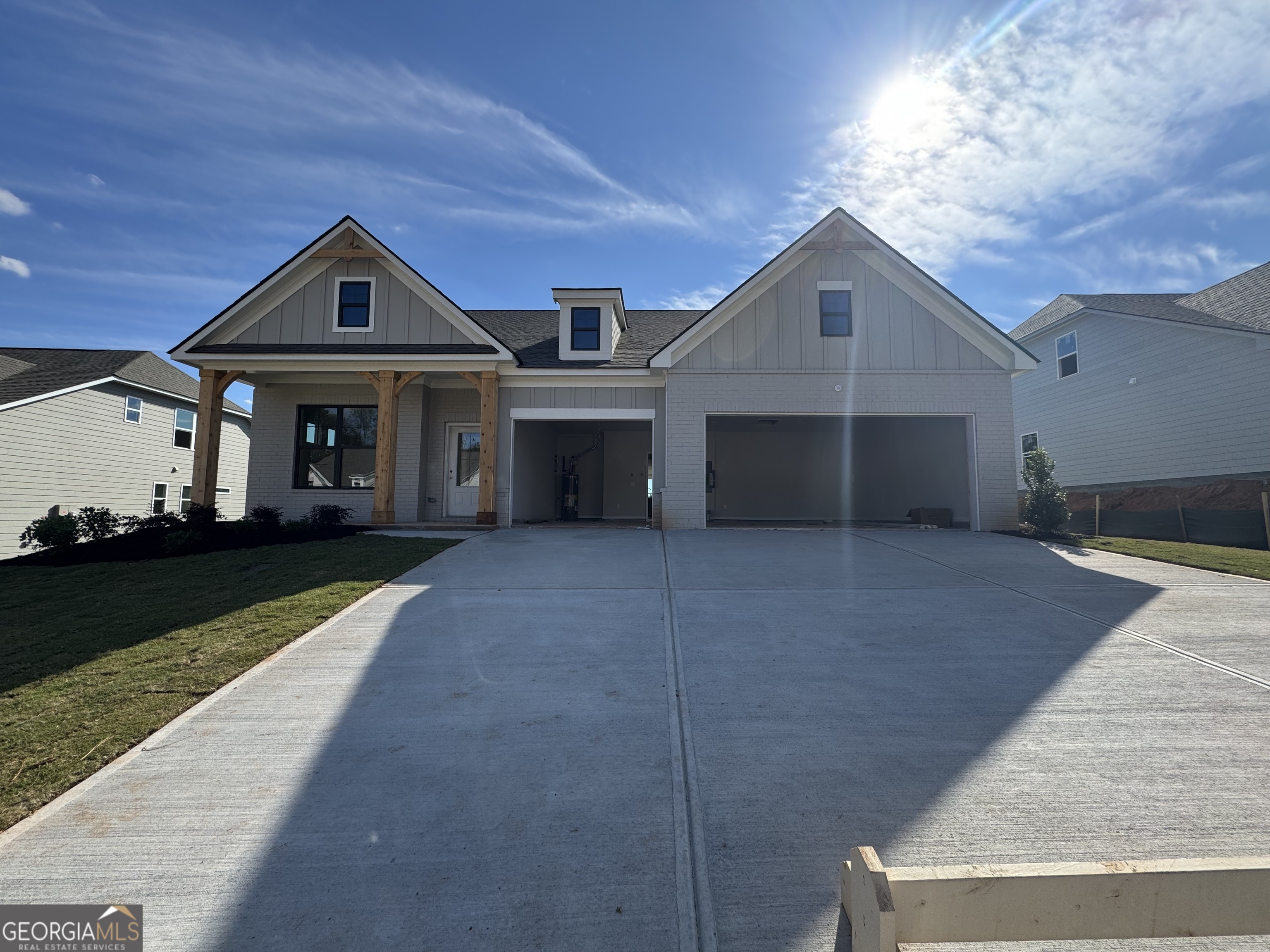 $588774 - 29 Rose Lake CourtHoschton GA 30548