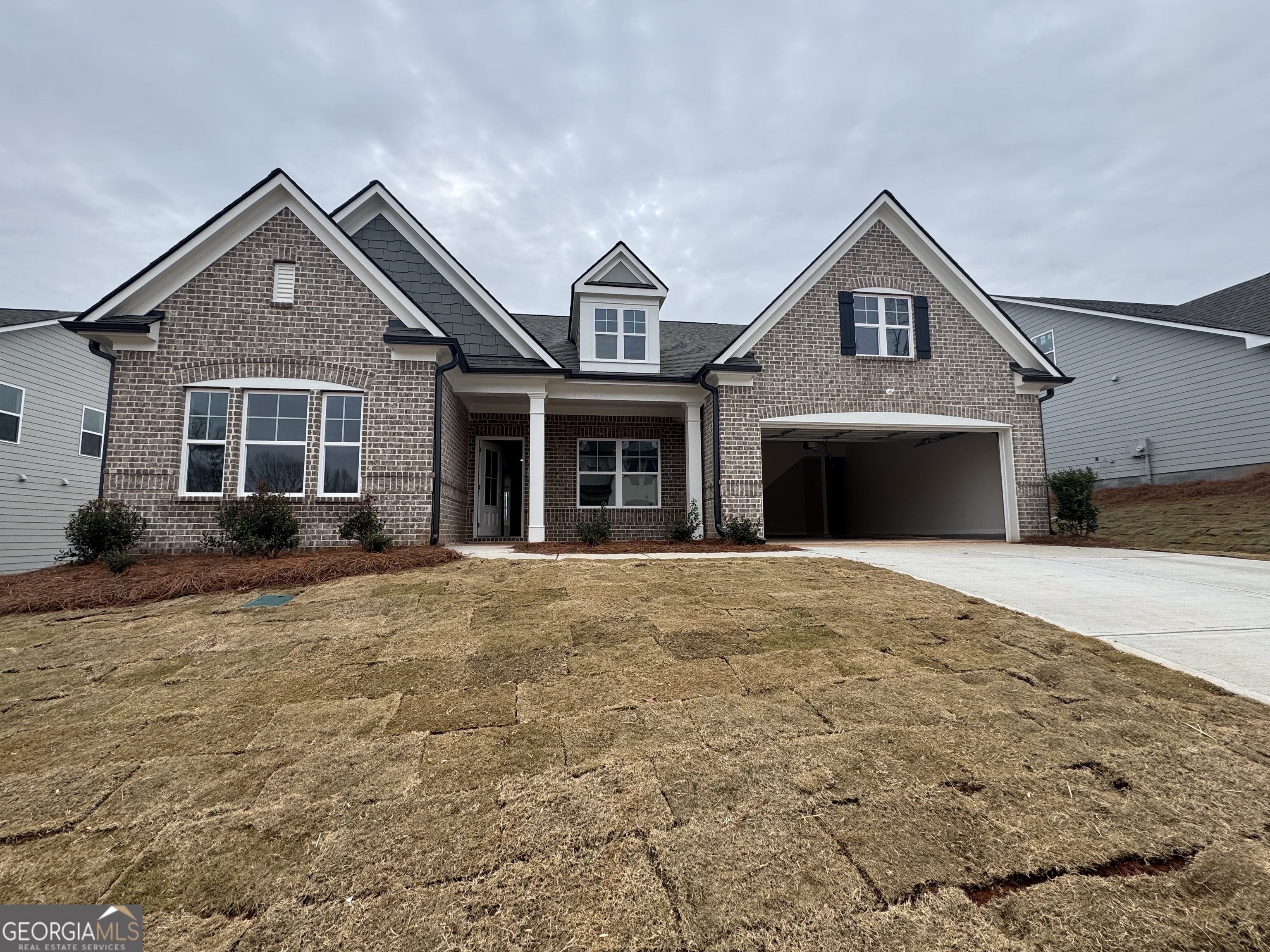 $591319 - 45 Rose Lake CourtHoschton GA 30548
